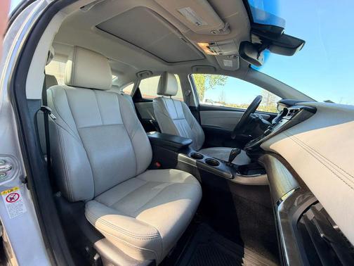 Celestial Silver Metallic 2016 Toyota Avalon Limited