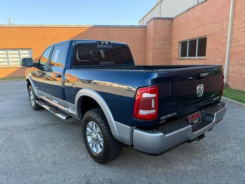2022 RAM 2500 Laramie Crew Cab 4x4 6'4' Box
