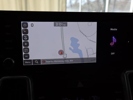 Glacial White Pearl 2023 Kia Sorento SX