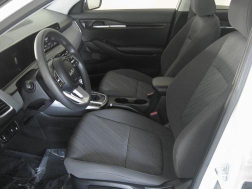 2024 Kia Seltos LX