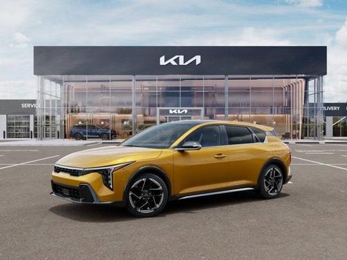 Sparkling 2026 Kia K4 GT-LINE