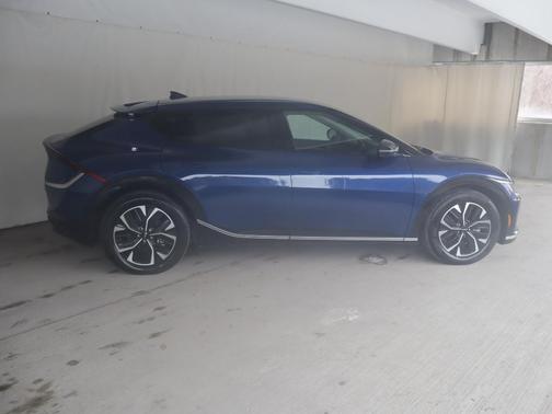 2024 Kia EV6 Wind