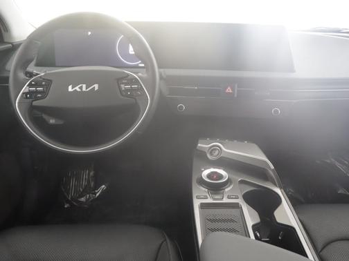 2024 Kia EV6 Wind