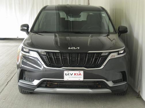 2022 Kia Carnival LX