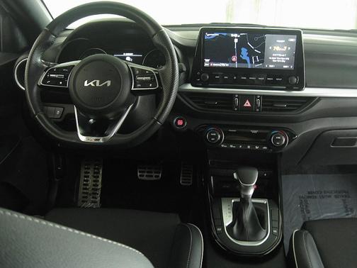 Snow White Pearl 2022 Kia Forte GT-Line