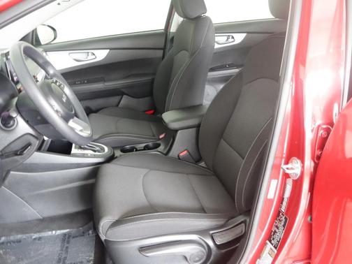 Currant Red 2023 Kia Forte LXS