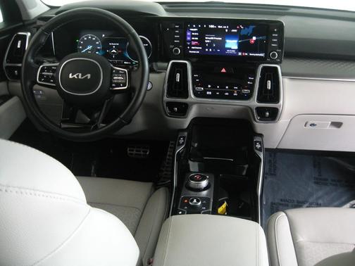 2023 Kia Sorento Hybrid SX Prestige