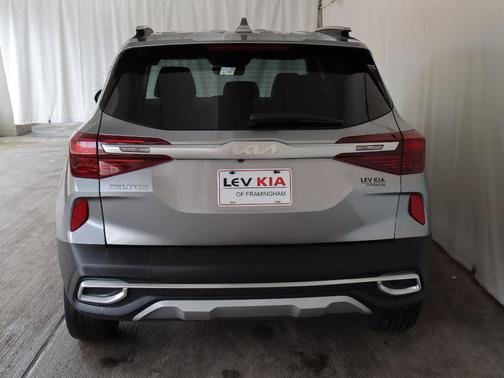 2023 Kia Seltos EX