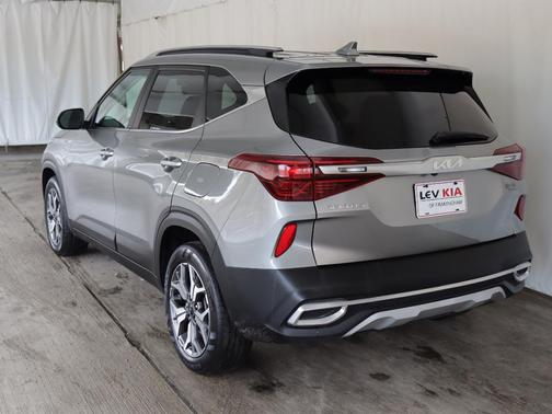 2023 Kia Seltos EX