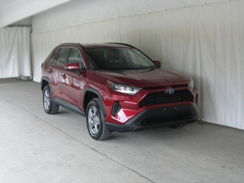 2022 Toyota RAV4 Hybrid LE