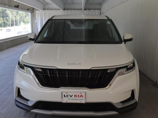 Snow White Pearl 2024 Kia Carnival LX