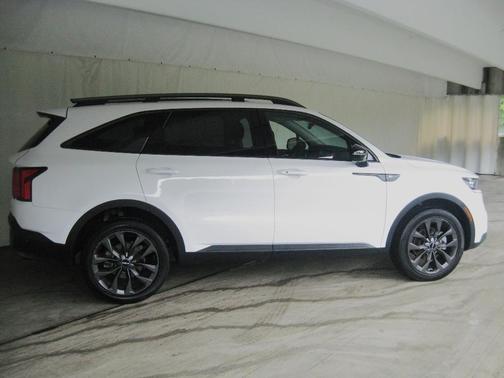 2023 Kia Sorento SXP X-LINE