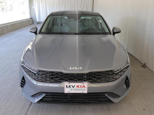 Everlasting Silver 2024 Kia K5 EX