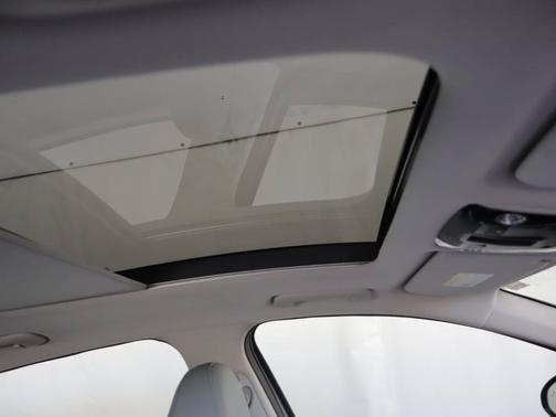 Everlasting Silver 2024 Kia K5 EX