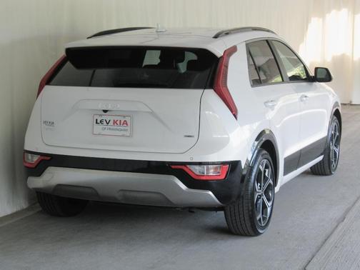 2023 Kia Niro EX Touring