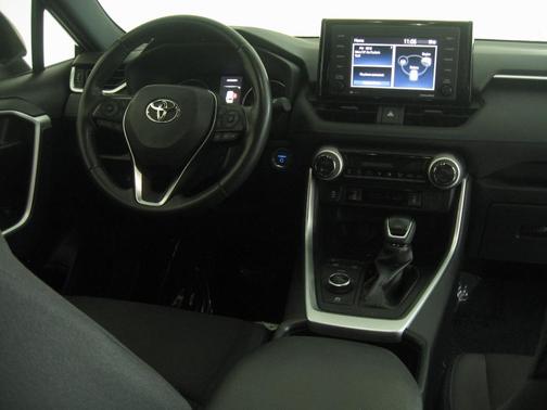 2022 Toyota RAV4 Hybrid SE
