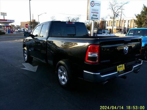 2022 RAM 1500 Big Horn Quad Cab 4x4 64' Box