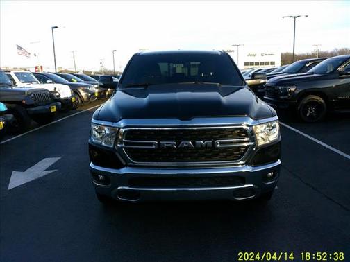 2022 RAM 1500 Big Horn Quad Cab 4x4 64' Box