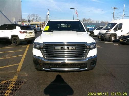 2025 RAM 1500 Laramie Crew Cab 4x4 57' Box