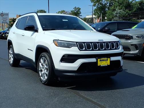 2022 Jeep Compass Latitude Lux 4x4