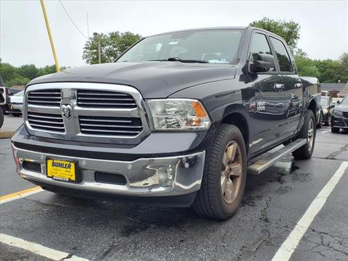 2017 RAM 1500 Big Horn Crew Cab 4x4 57' Box