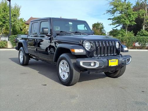 2021 Jeep Gladiator Sport S 4x4