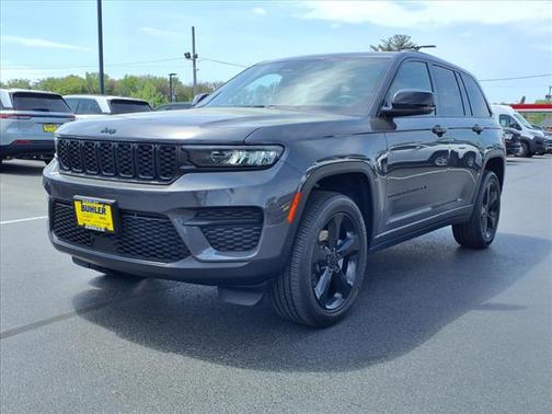 2022 Jeep Grand Cherokee Altitude 4x4