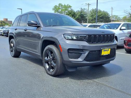 2022 Jeep Grand Cherokee Altitude 4x4