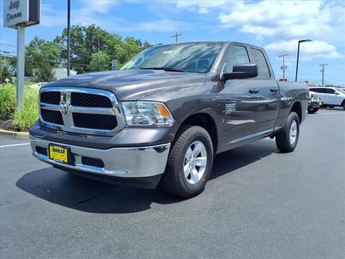 2024 RAM 1500 Classic SLT Quad Cab 4x4 64' Box