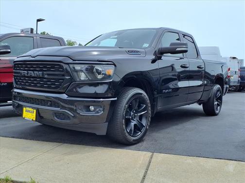 2022 RAM 1500 Big Horn Quad Cab 4x4 64' Box