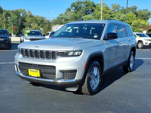 2022 Jeep Grand Cherokee L Laredo 4x4