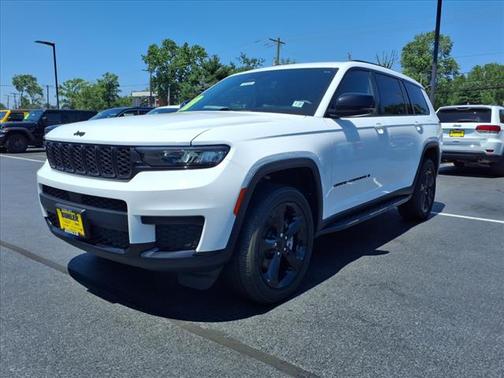 2022 Jeep Grand Cherokee L Altitude 4x4