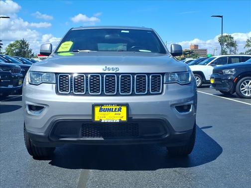 2019 Jeep Grand Cherokee Laredo E 4x4