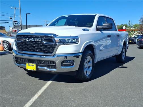 2025 RAM 1500 Big Horn Crew Cab 4x4 57' Box