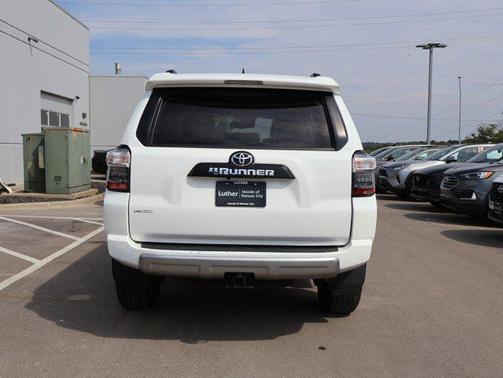 2024 Toyota 4Runner TRD Off Road