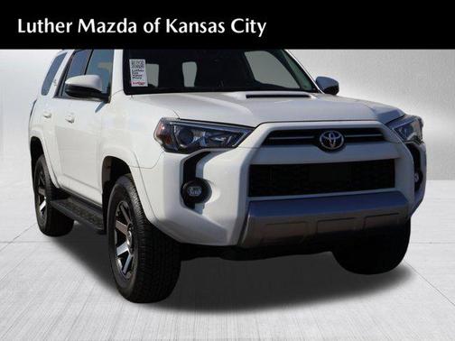 2024 Toyota 4Runner TRD Off Road