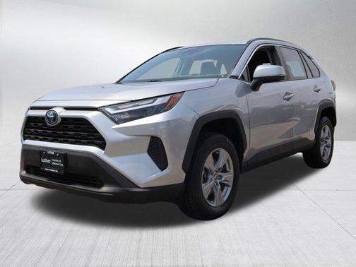 Silver Sky Metallic 2022 Toyota RAV4 Hybrid XLE