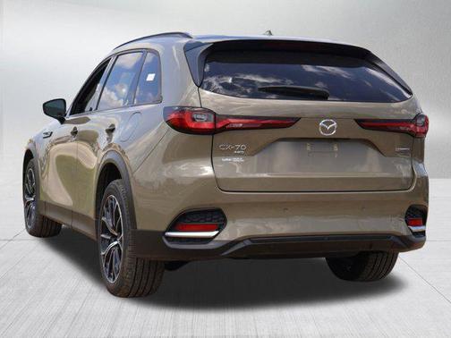 2025 Mazda CX-70 PHEV Premium Package