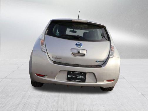 2015 Nissan Leaf SL