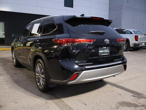 2020 Toyota Highlander Platinum