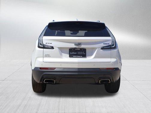 2022 Cadillac XT4 Sport
