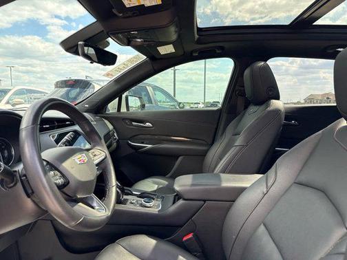 2022 Cadillac XT4 Sport
