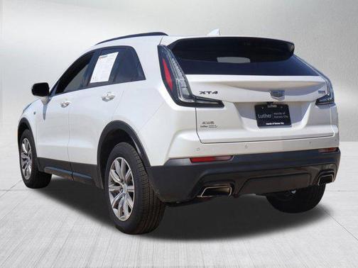 2022 Cadillac XT4 Sport