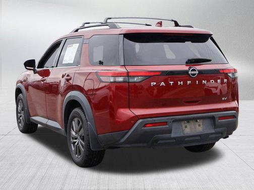 2022 Nissan Pathfinder SV 2WD