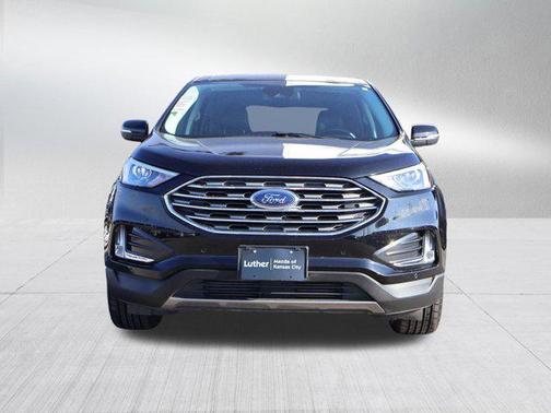 Agate Black Metallic 2024 Ford Edge Titanium