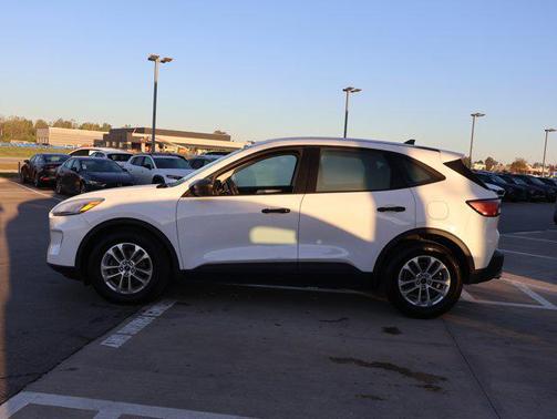2022 Ford Escape S
