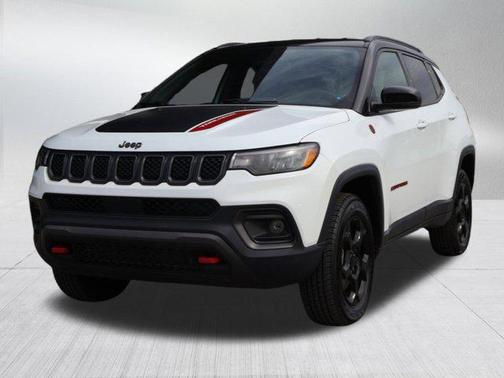 2023 Jeep Compass Trailhawk