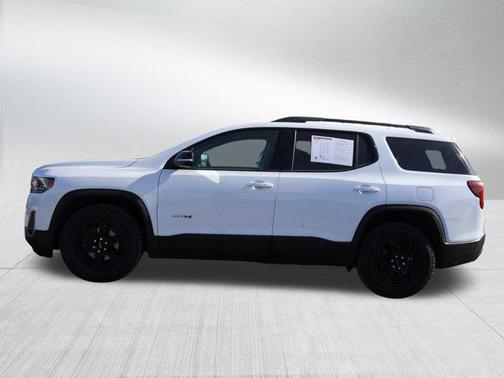 2023 GMC Acadia AWD AT4