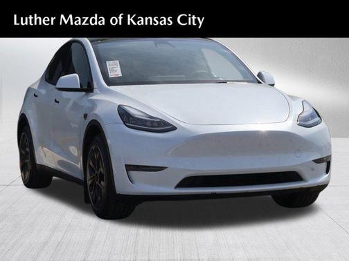 2023 Tesla Model Y Long Range Dual Motor All-Wheel Drive