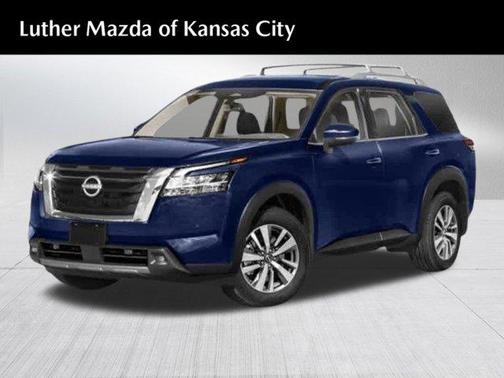 2022 Nissan Pathfinder SL 4WD